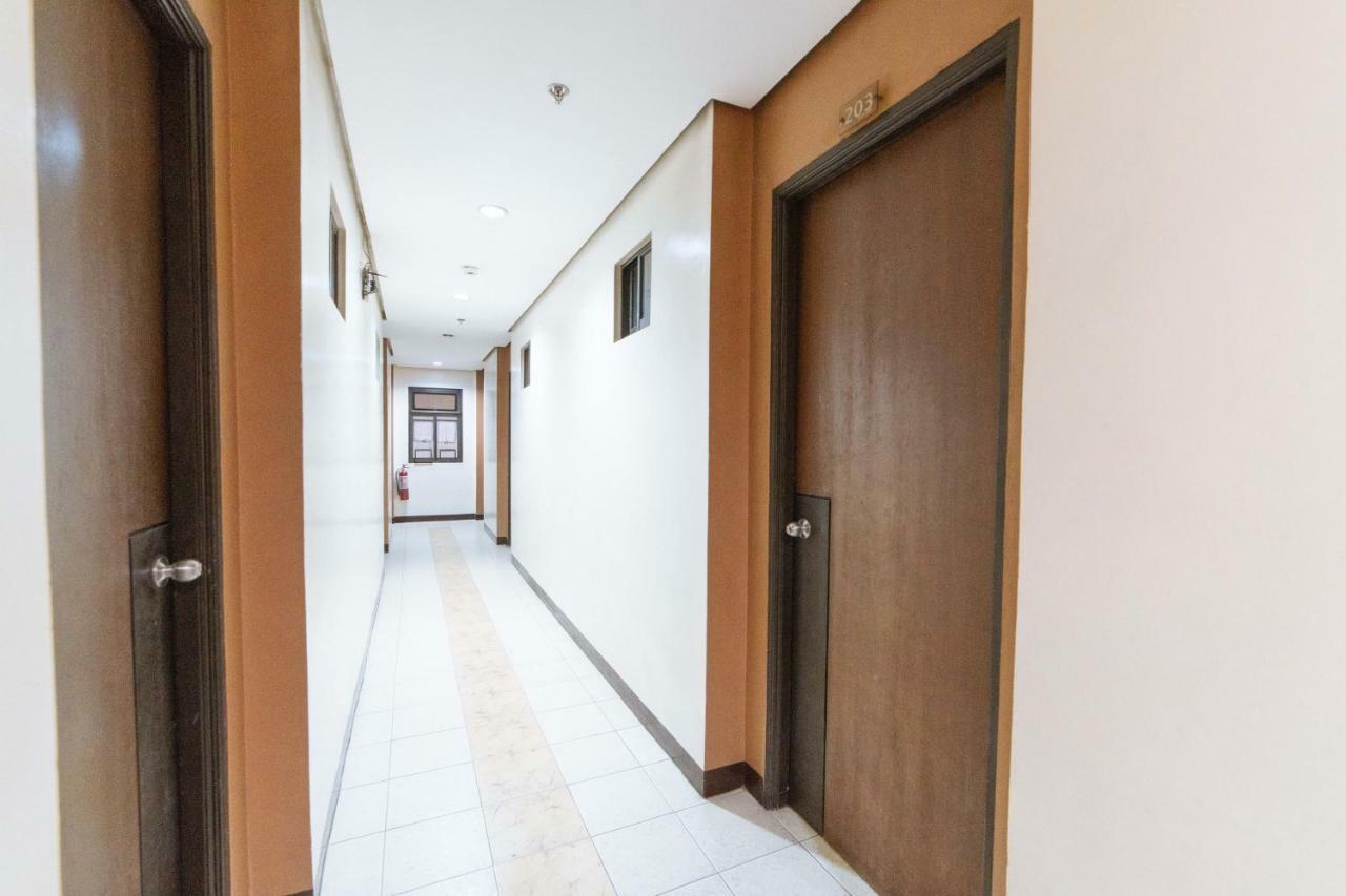 Reddoorz Near Olongapo Bus Terminal Hotell Eksteriør bilde